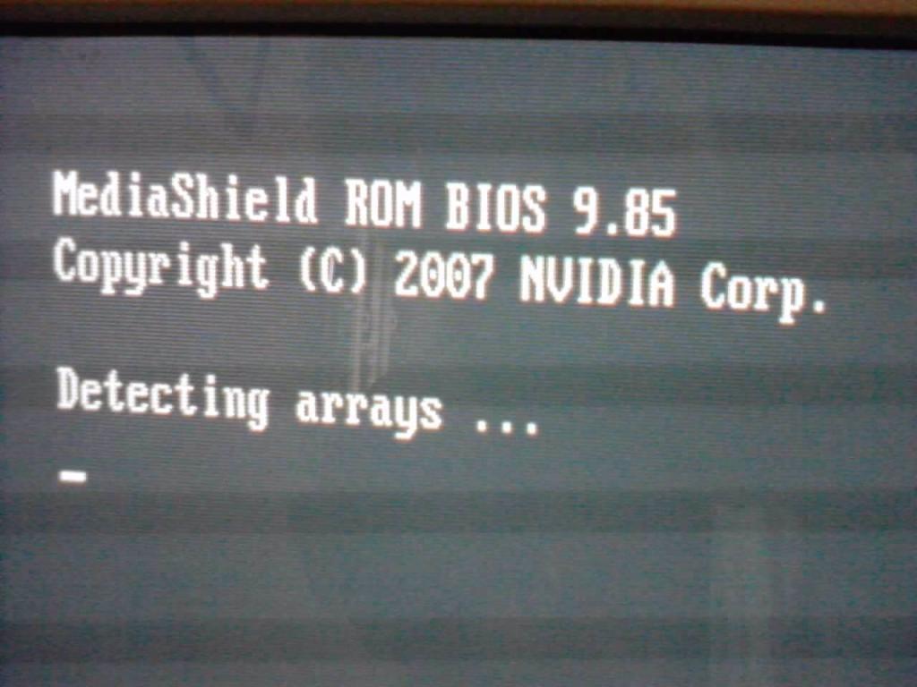 mediashield rom bios 9.85 2008 nvidia corp detecting arrays